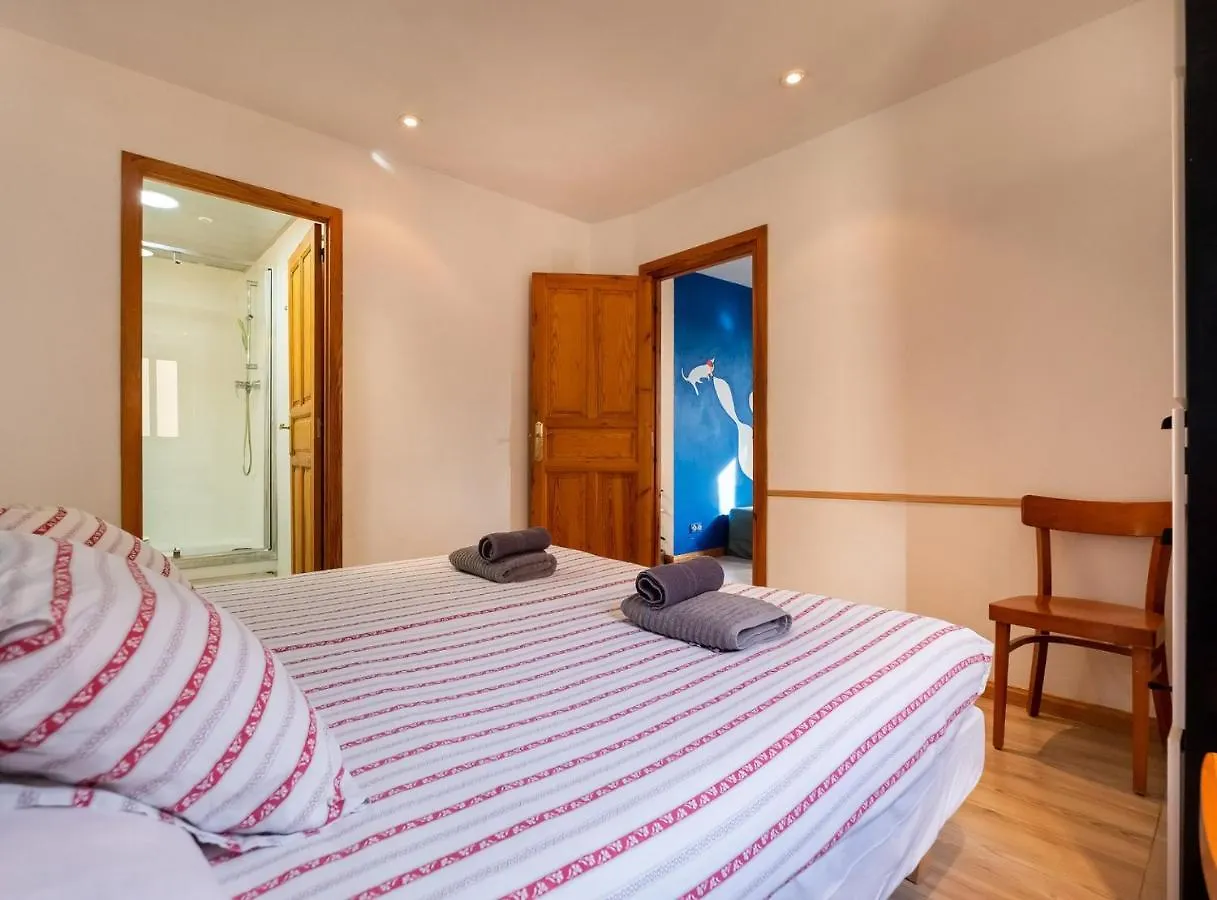 Apartment Apartamentos El Pintor Barcelona Spain